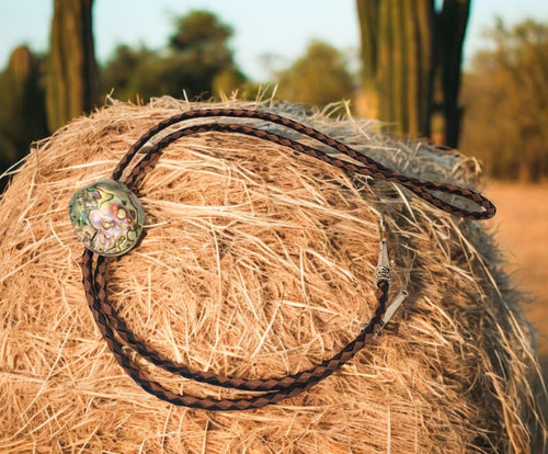 Handcrafted Abalone Shell Bolo Tie: Unique Western Cowboy Lariat Necklace for Men, Rodeo Statement Jewelry