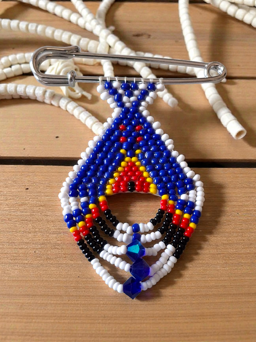 Charming Tipi Beaded Pin – Perfect for Shawls & Kilt!