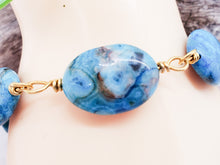 Bracelet à maillons en pierre précieuse d'agate de dentelle folle bleue ~ Bijoux enveloppés de fil avec pierre ovale et fil plaqué or