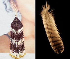 Pendientes con flecos de cuentas de semillas de nativos americanos ~ Patrón de "pluma de búho"