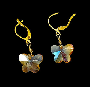 Collar y aretes de mariposa dorada ~ Juego de joyas de cristal