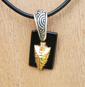 Collar de punta de flecha unisex ~ Encanto de punta de flecha relleno de oro de 14k y colgante de obsidiana negra
